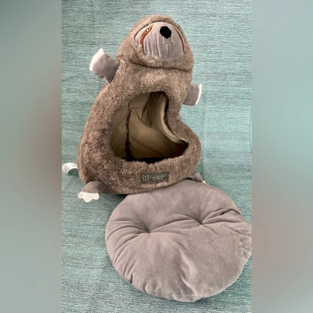 NANDOG Pet Gear Sloth Small Pet Bed Cozy Warm Super Soft Safe Space for your Pup